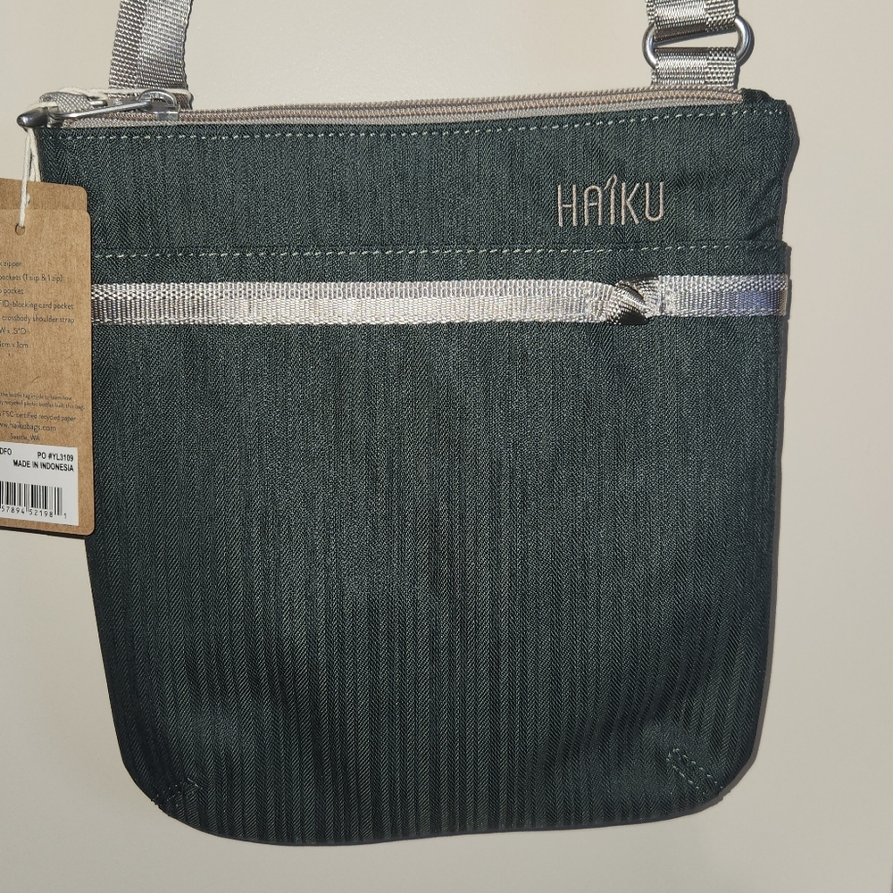 NWT Haiku Small Revel Crossbody Bag